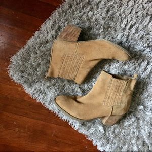Chelsea American eagle high heel Boots